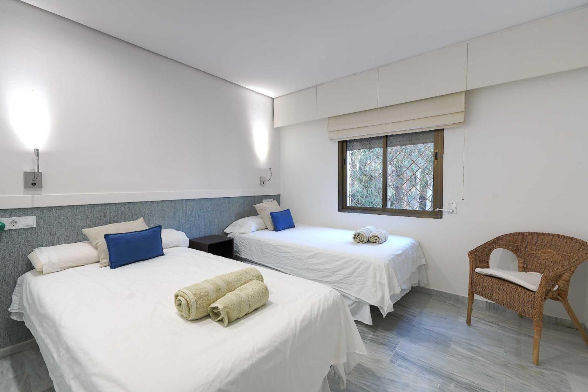 1104 First Line Beach Apartment Golden Beach Pool Marbella Bagian luar foto