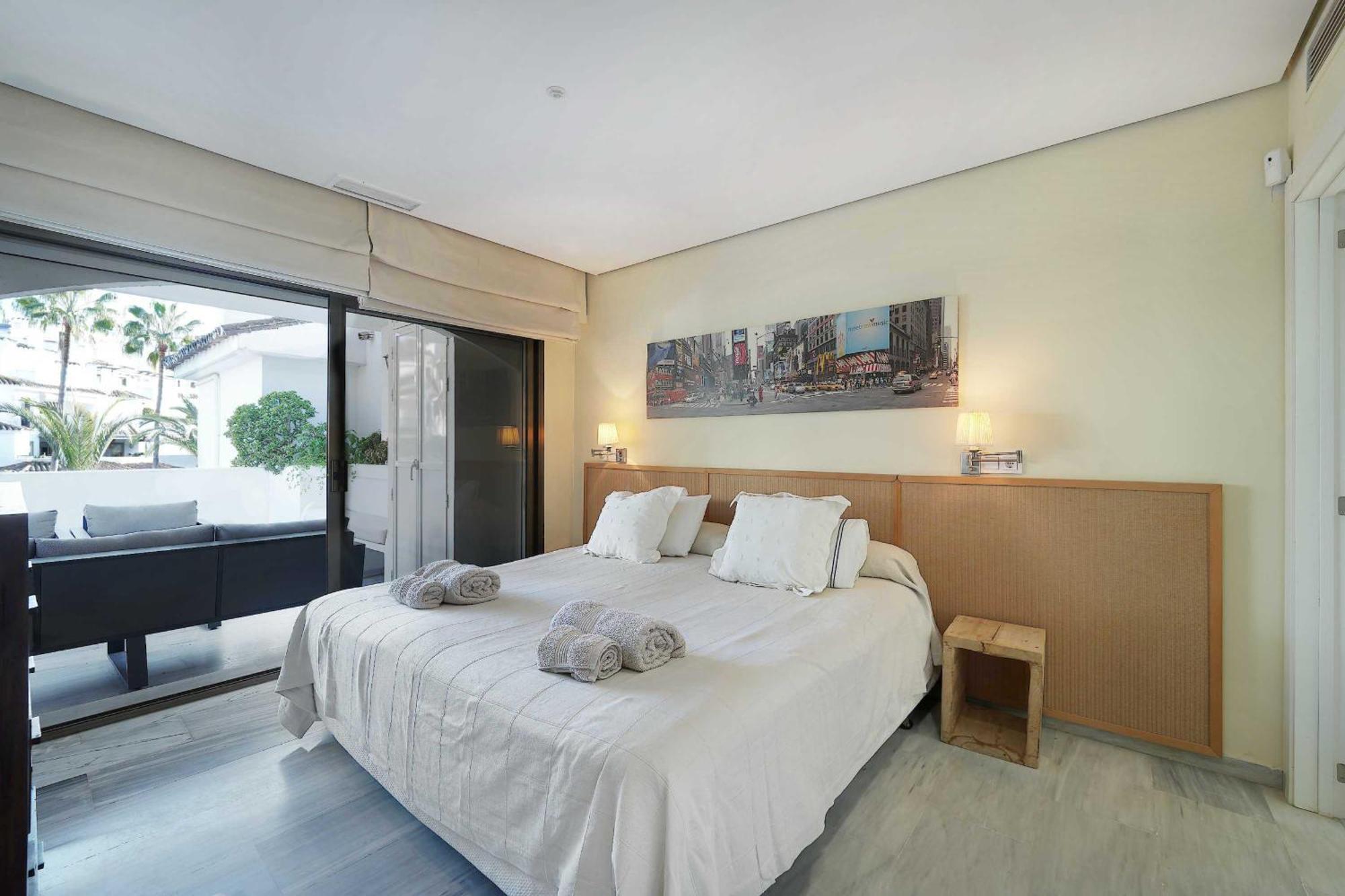 1104 First Line Beach Apartment Golden Beach Pool Marbella Bagian luar foto