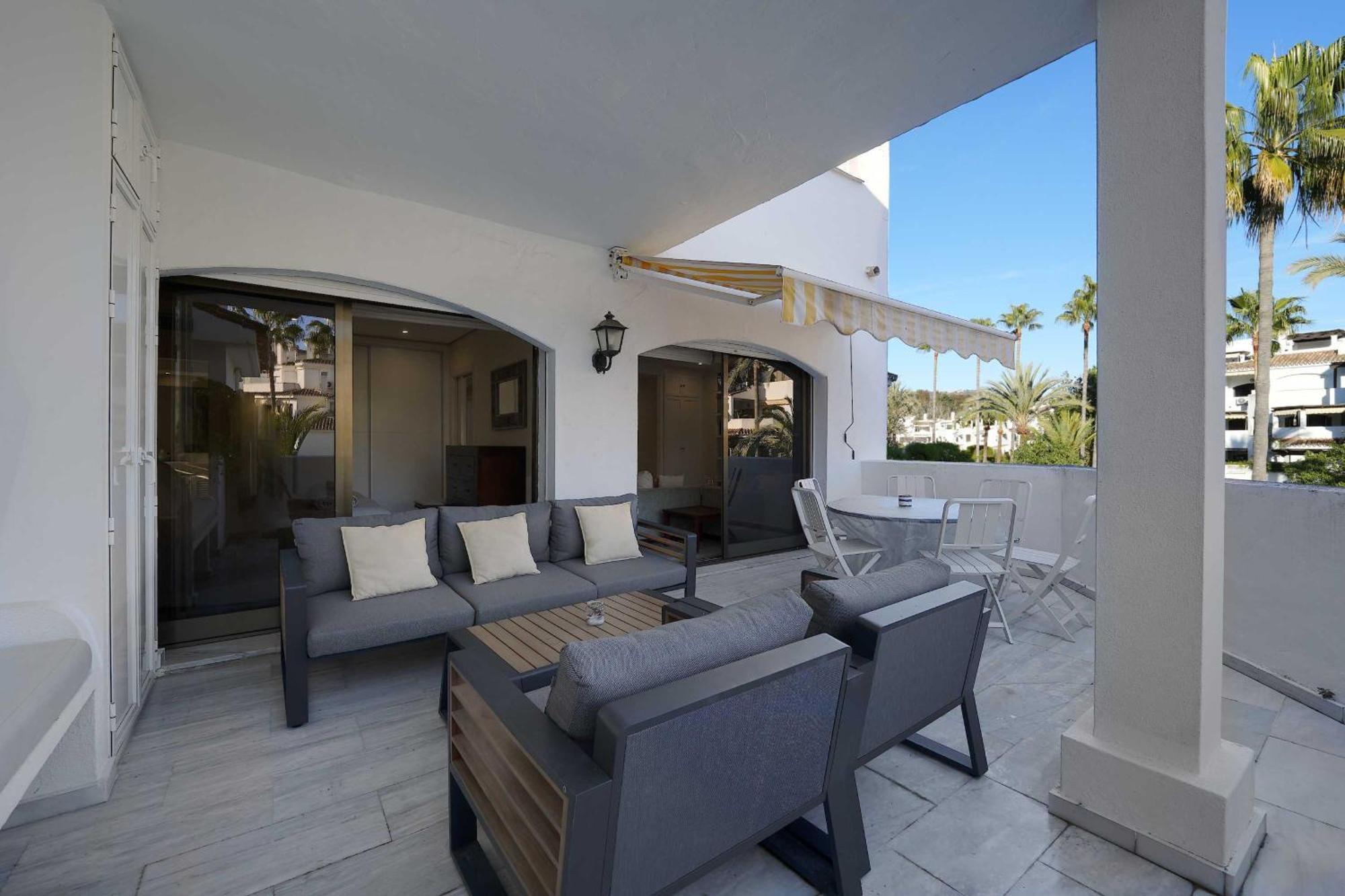 1104 First Line Beach Apartment Golden Beach Pool Marbella Bagian luar foto