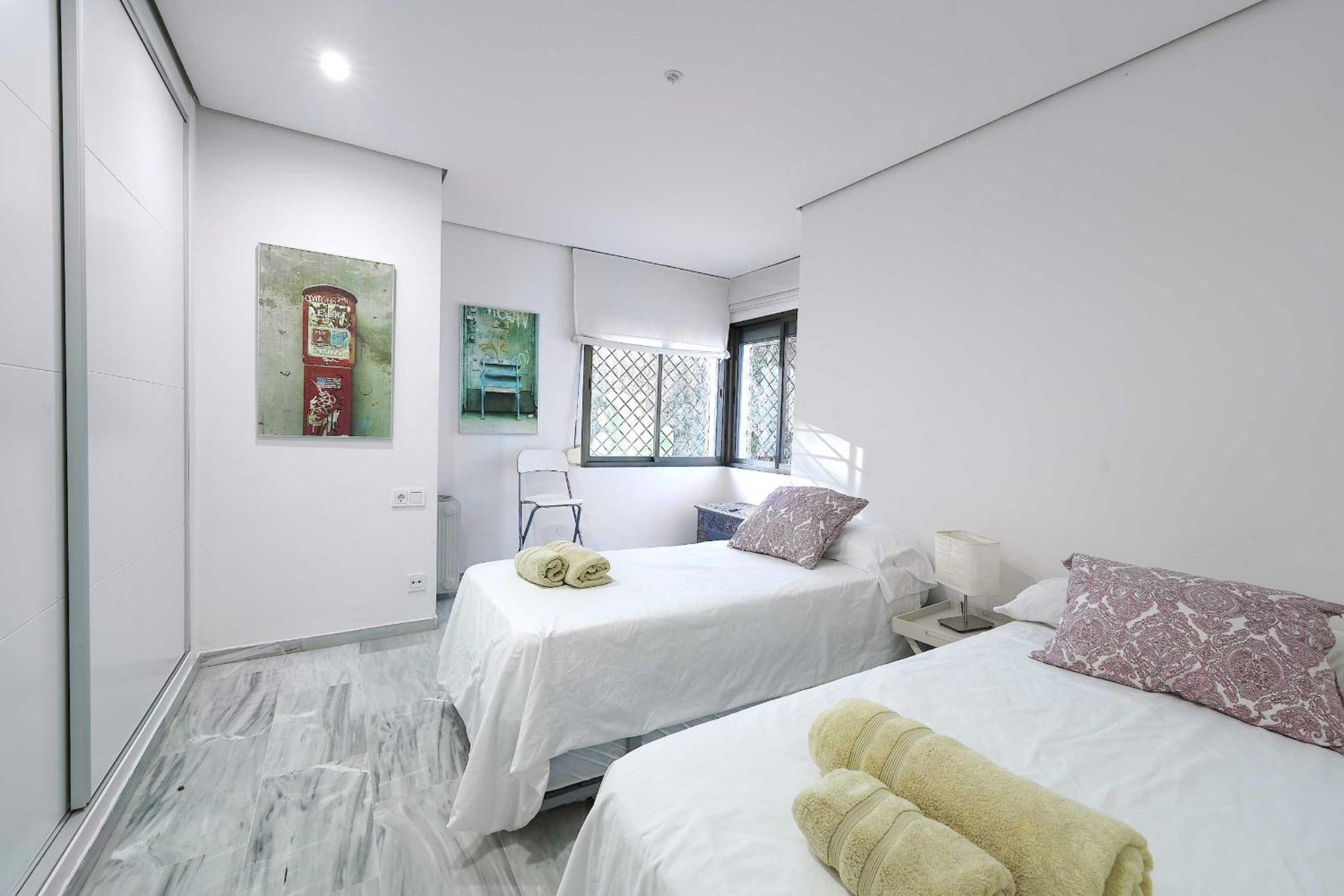 1104 First Line Beach Apartment Golden Beach Pool Marbella Bagian luar foto