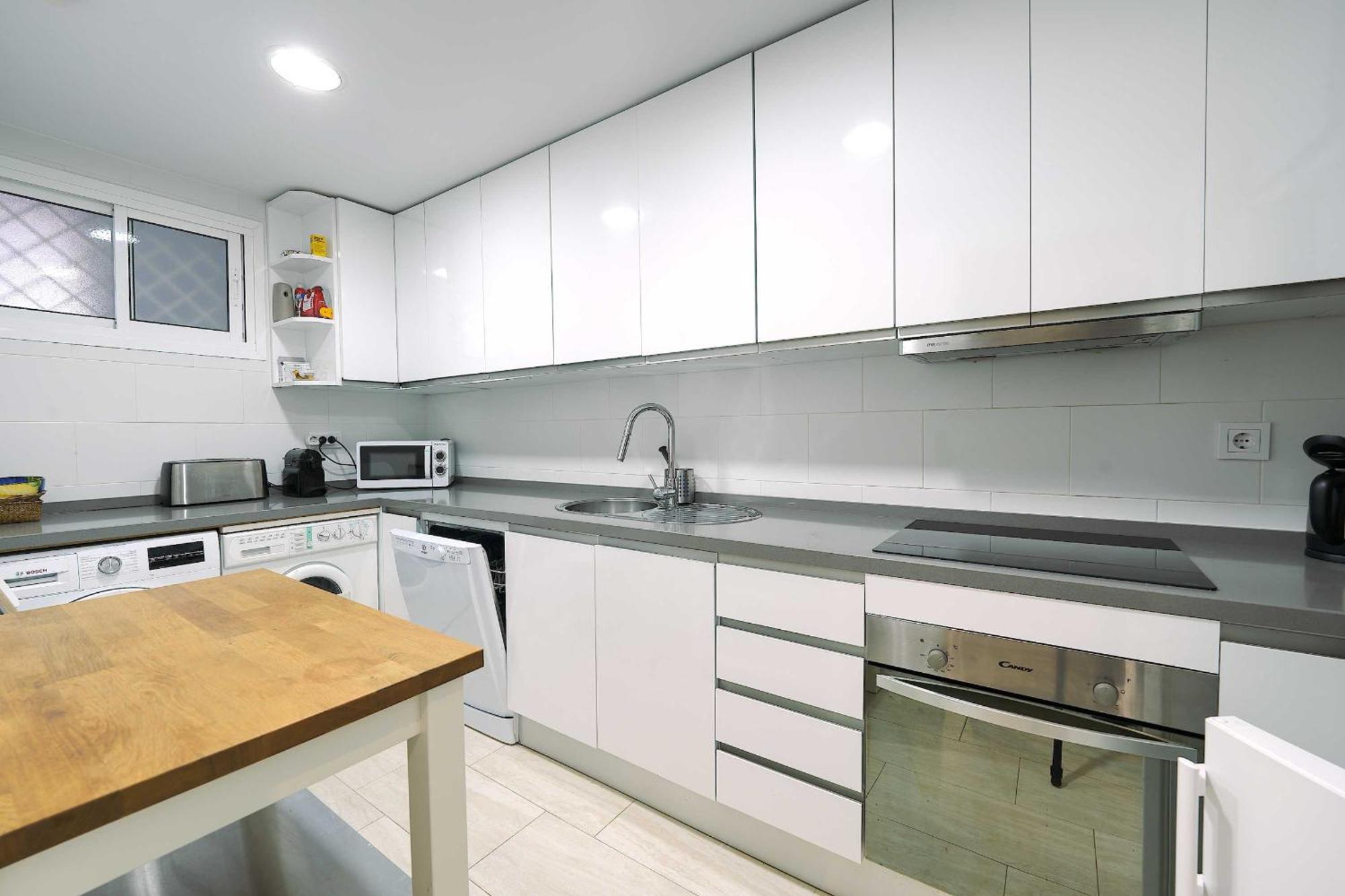 1104 First Line Beach Apartment Golden Beach Pool Marbella Bagian luar foto