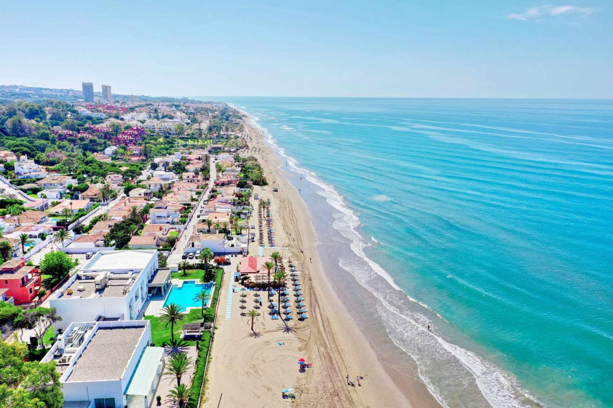 1104 First Line Beach Apartment Golden Beach Pool Marbella Bagian luar foto